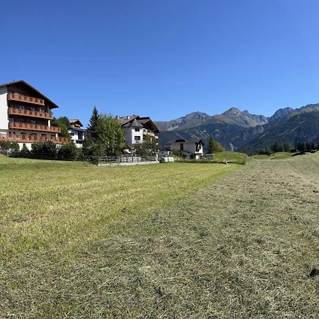 Ferienwohnungen Am Matinesweg ザーファウス エクステリア 写真